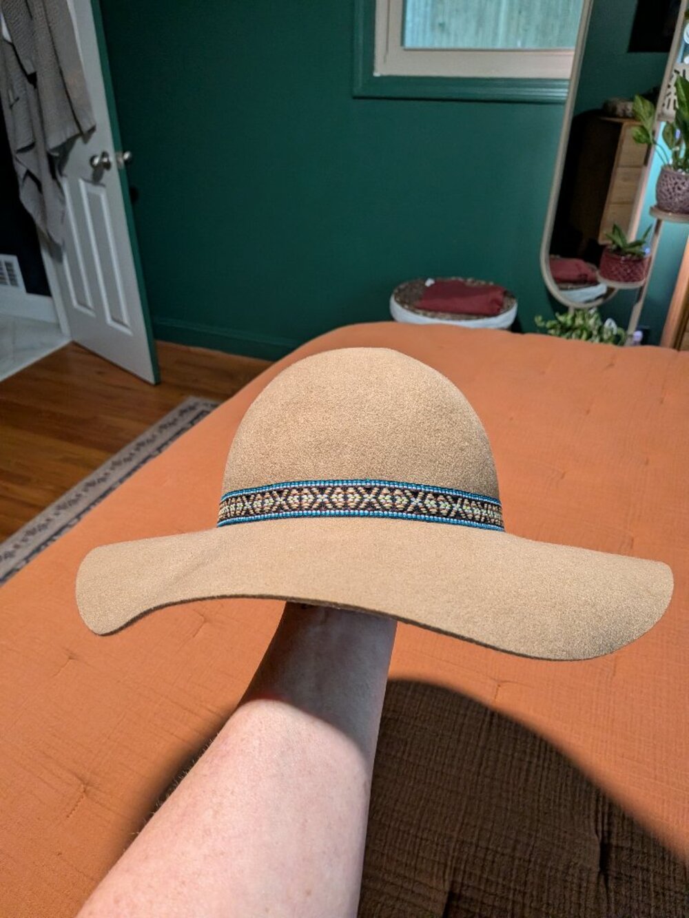 Light Brown Wide-Brimmed Floppy Hat